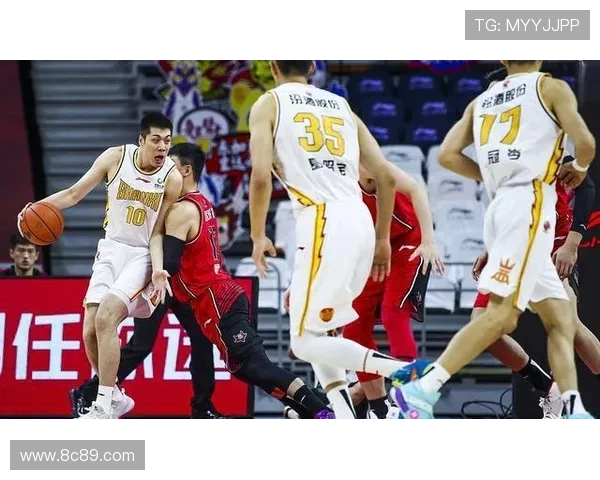 深圳逆袭山西迎11连胜 广东跌出前4 深圳逆袭山西迎11连胜 广东跌出前4