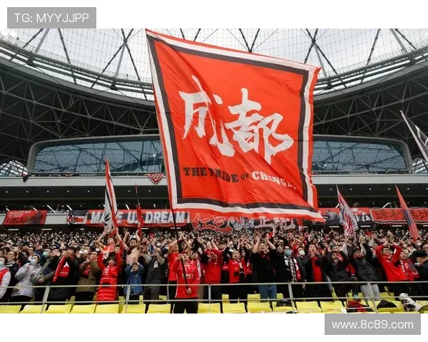 三镇成都互交白卷 半场争夺僵局难破